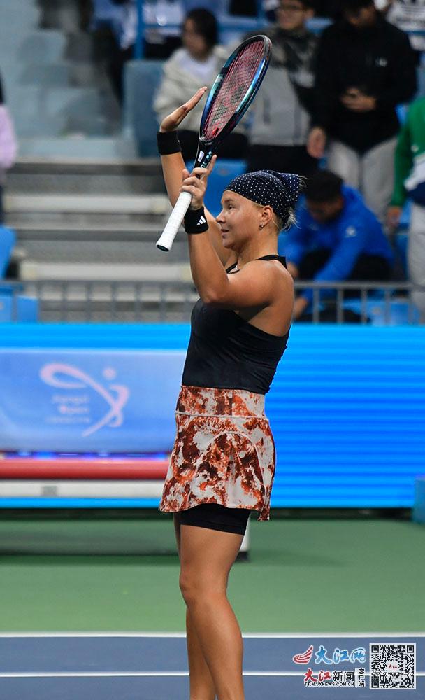 的信任与尊 的信任与尊