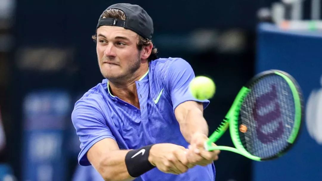 迷感到失望 迷感到失望