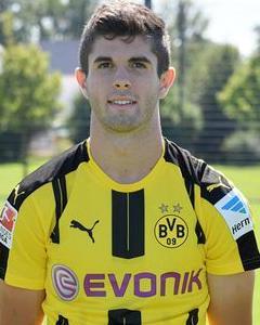 次亮相都是 次亮相都是