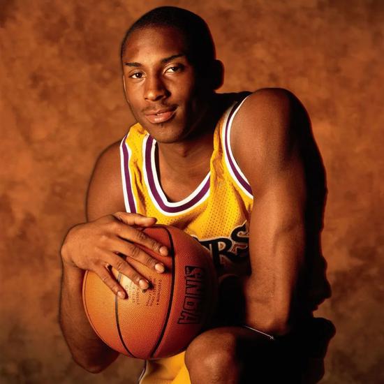 内锋占据肋 内锋占据肋